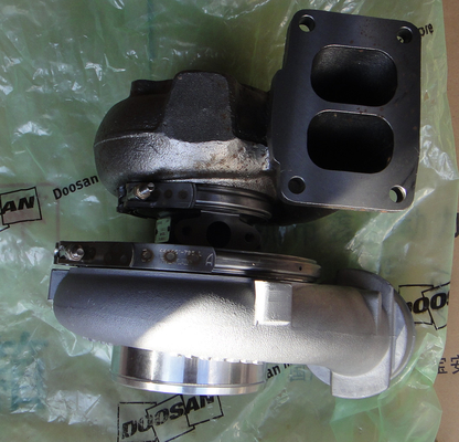DOOSAN parts and DAEWOO parts,DOOSAN water pump,water pump for DOOSAN P126,65.06500-6357C,65065006357